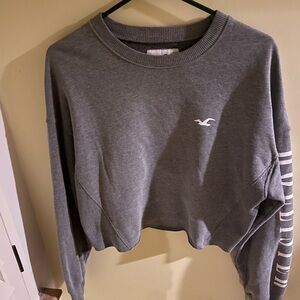 Cropped Hollister Crewneck